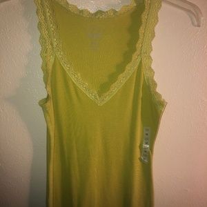 WOMEN'S OLD NAVY TANK TOP